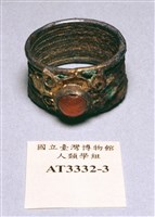 藏品(鑲金飾銀戒指)的圖片